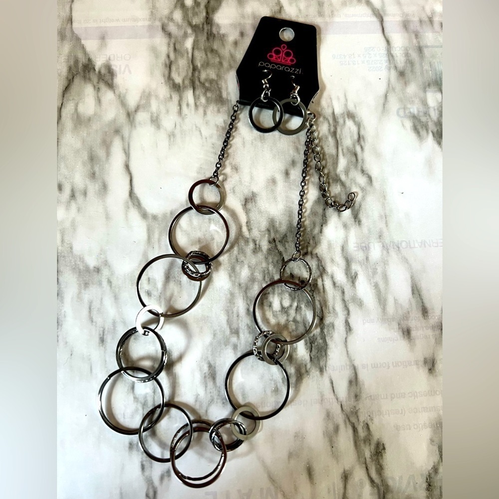 Paparazzi jewelry set